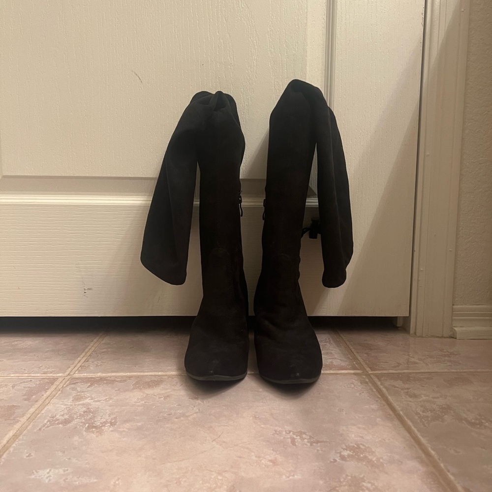 Elegant Black Women's Boots